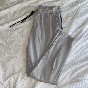 Mens Old Navy Go Dry Tapered Jogger Gray